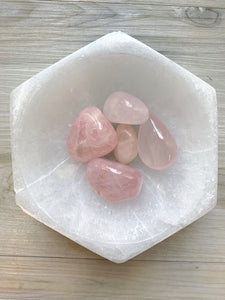 Rose Quartz Tumbled Stone