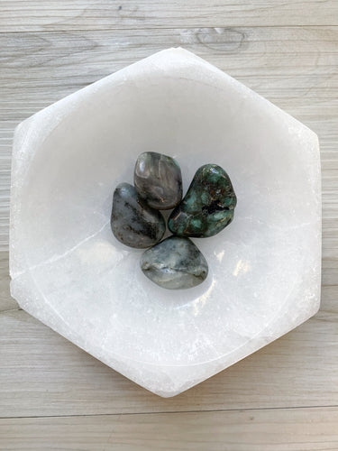 Emerald in Matrix Tumbled Stone